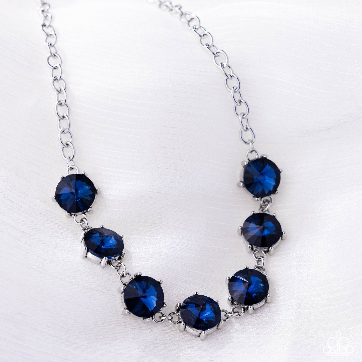 A Finishing Touch Drowning in Dazzle - Blue Necklace