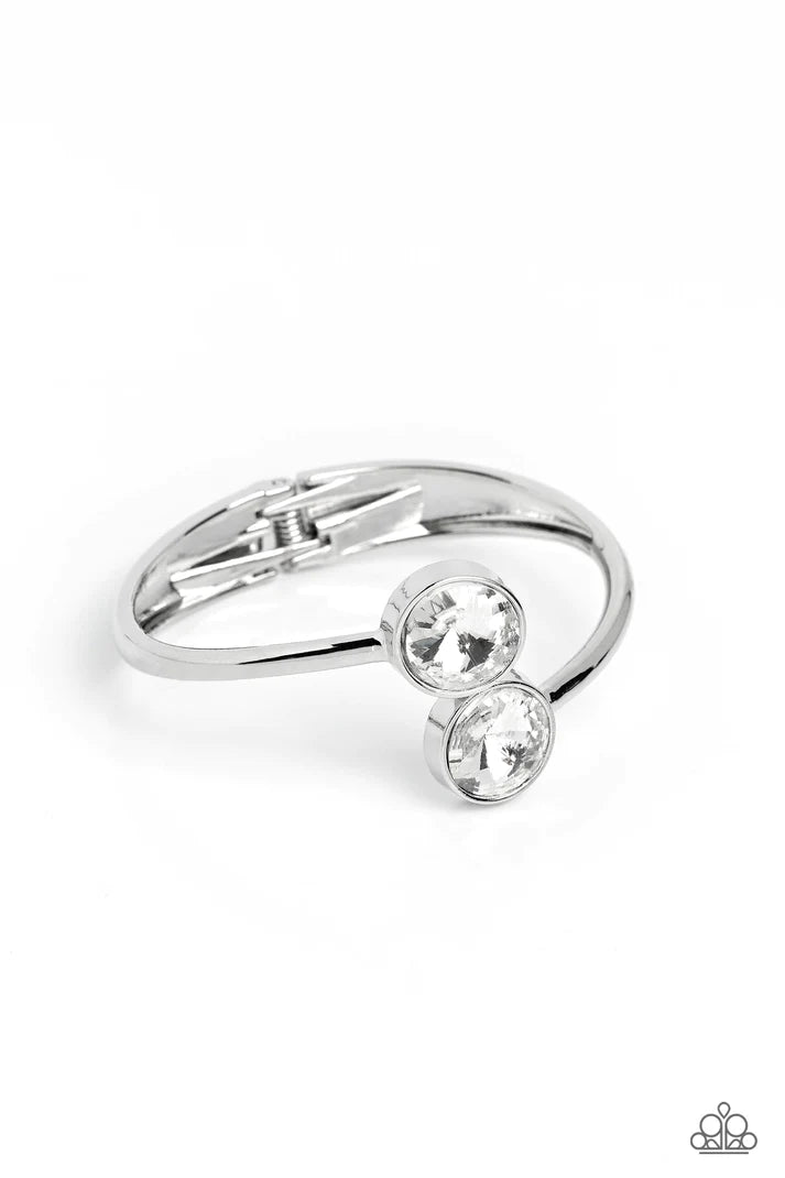 A Finishing Touch Daily Dazzle - White Bracelet