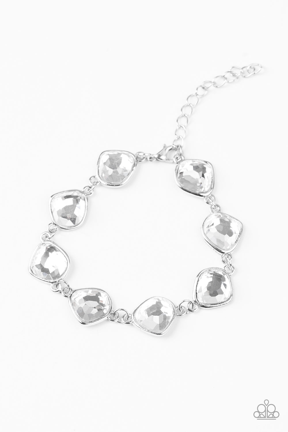 Paparazzi Perfect Imperfection - White - A Finishing Touch