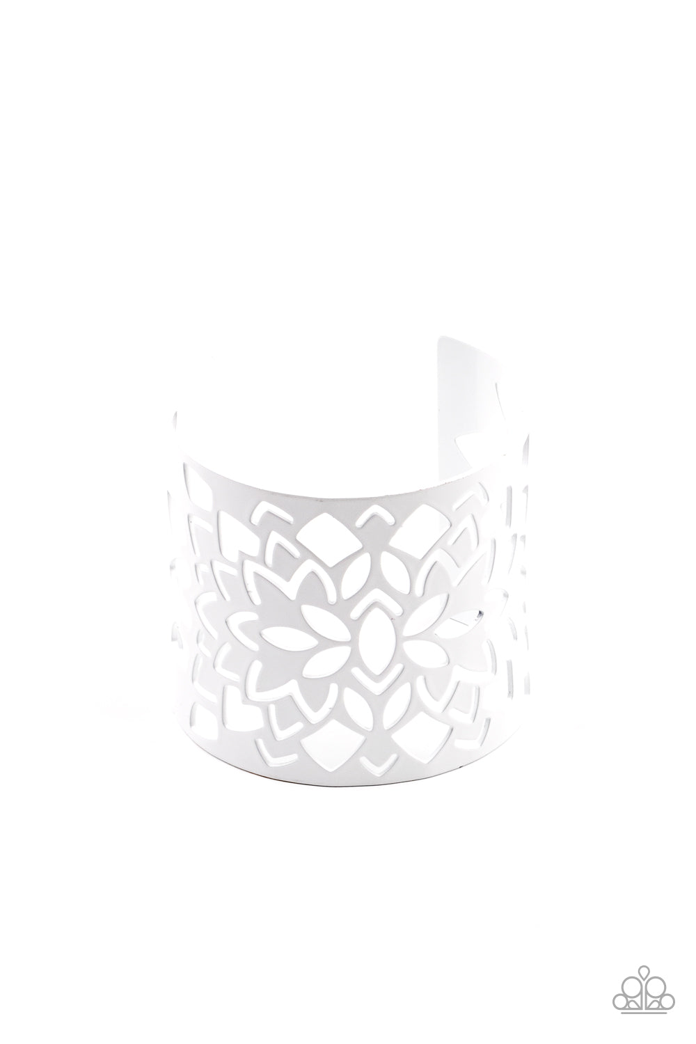 Paparazzi Hacienda Hotspot - White Bracelet - A Finishing Touch Jewelry