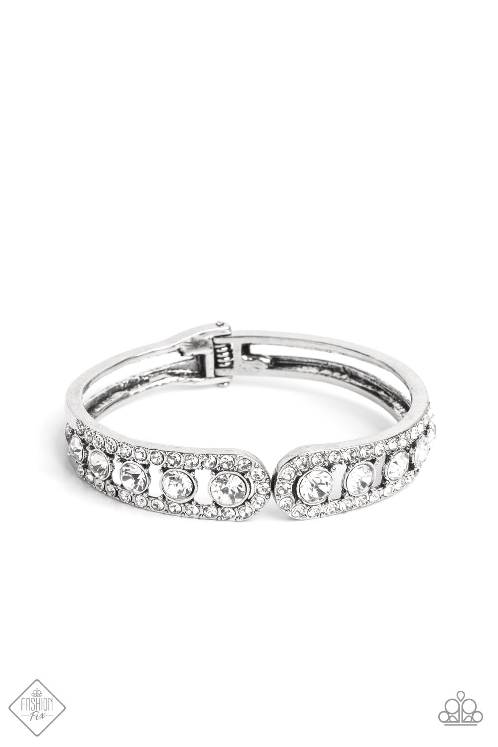 Paparazzi Spellbinding Splendor - White Bracelet- Fashion Fix January 2023-Paparazzi Jewelry Images