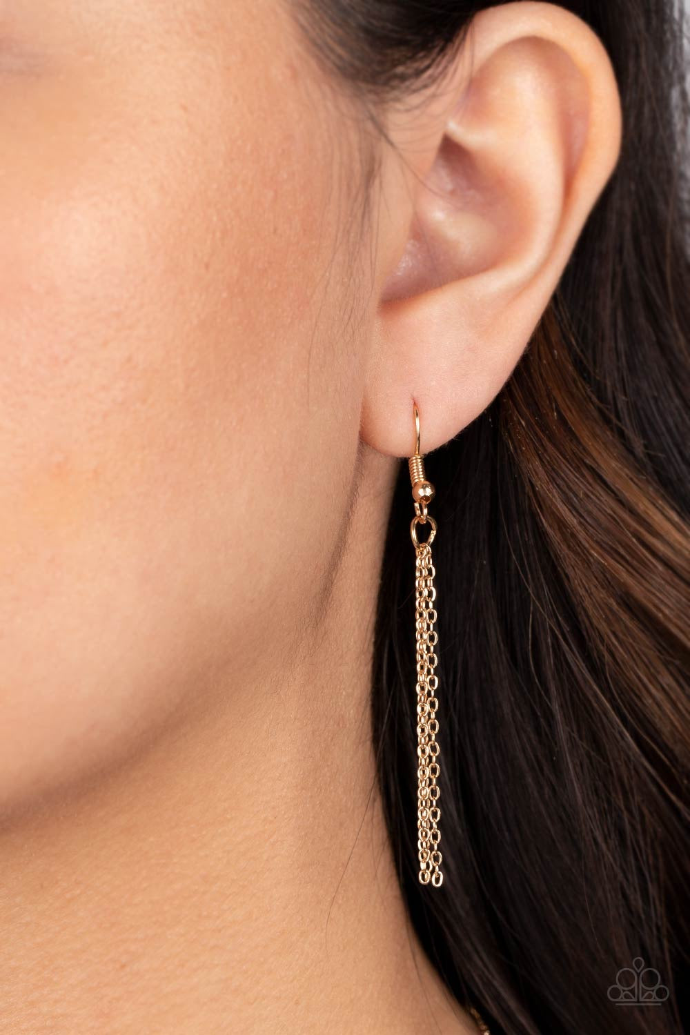 Paparazzi Hugs and Kisses - Gold necklace -Paparazzi Jewelry Images