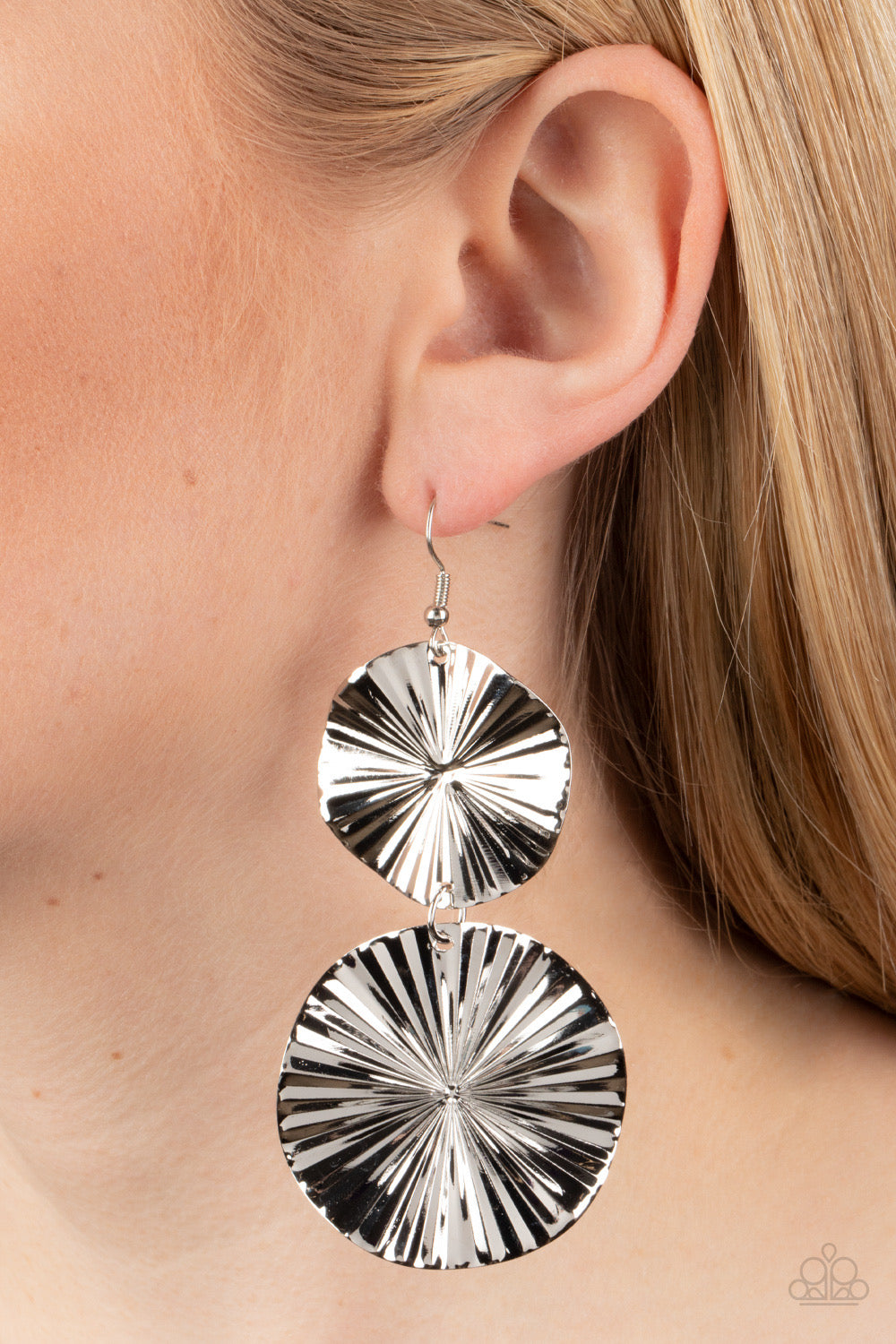 A Finishing Touch In Your Wildest FAN-tasy - Silver Earrings