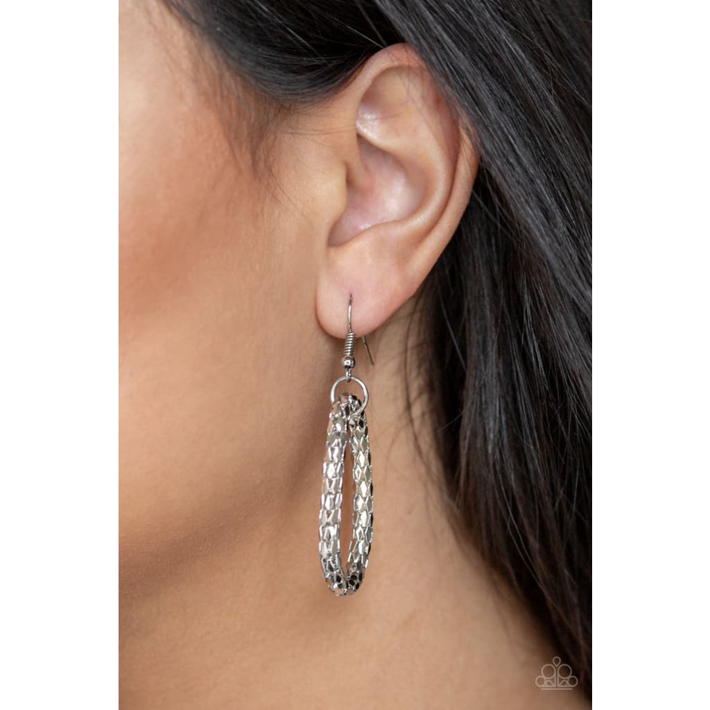 Paparazzi Boom Boom Knock You Out - Silver - A Finishing Touch