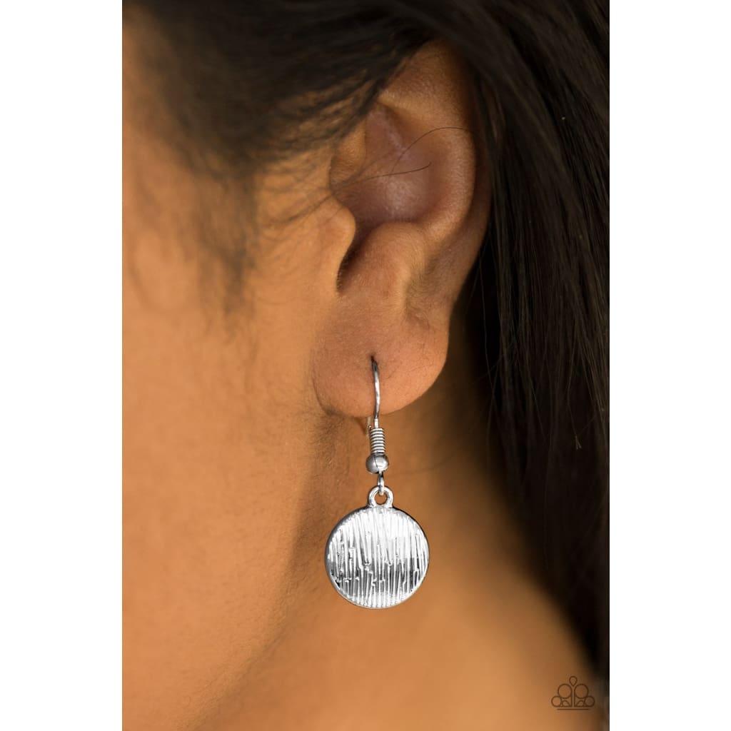 Paparazzi Glued To The SPOTLIGHT - Silver - A Finishing Touch