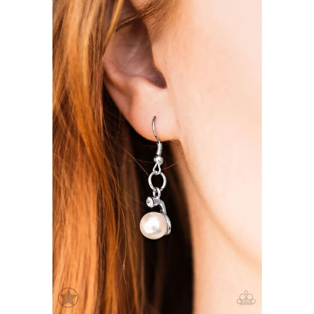 Paparazzi Love Story White Necklace - A Finishing Touch