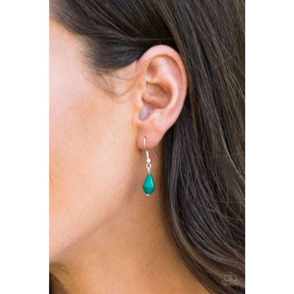 Paparazzi Modern Macarena - A Finishing Touch