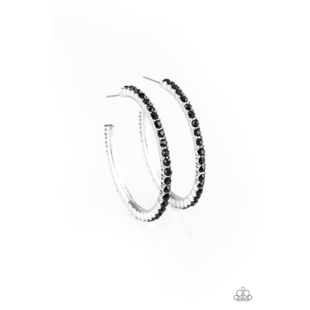 Paparazzi Must Be The Money - Black - A Finishing Touch