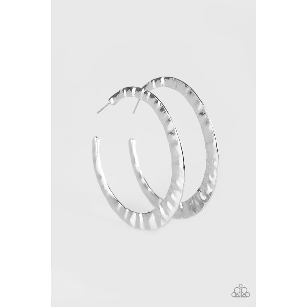 Paparazzi Slayers Gonna Slay - Silver - A Finishing Touch