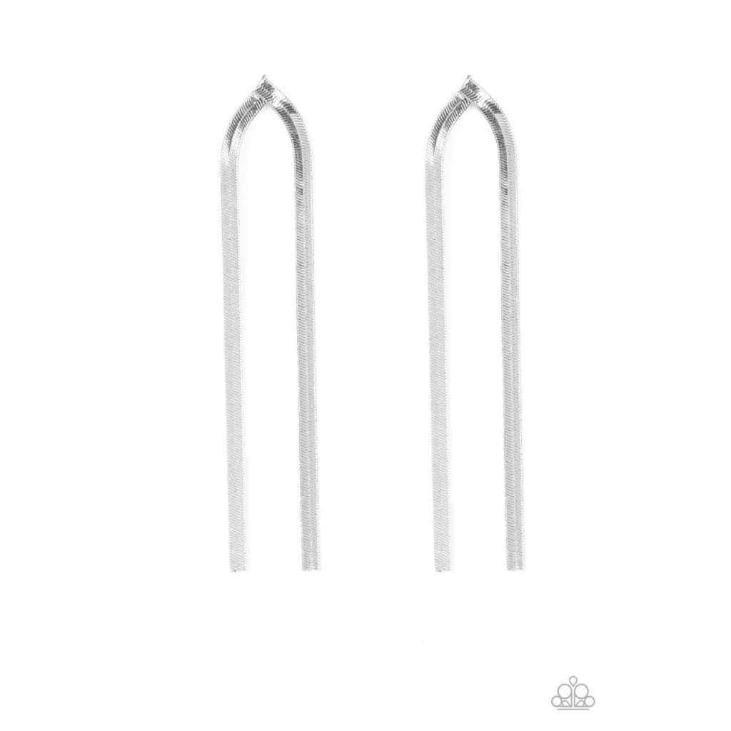 Paparazzi Very Viper - Silver - A Finishing Touch