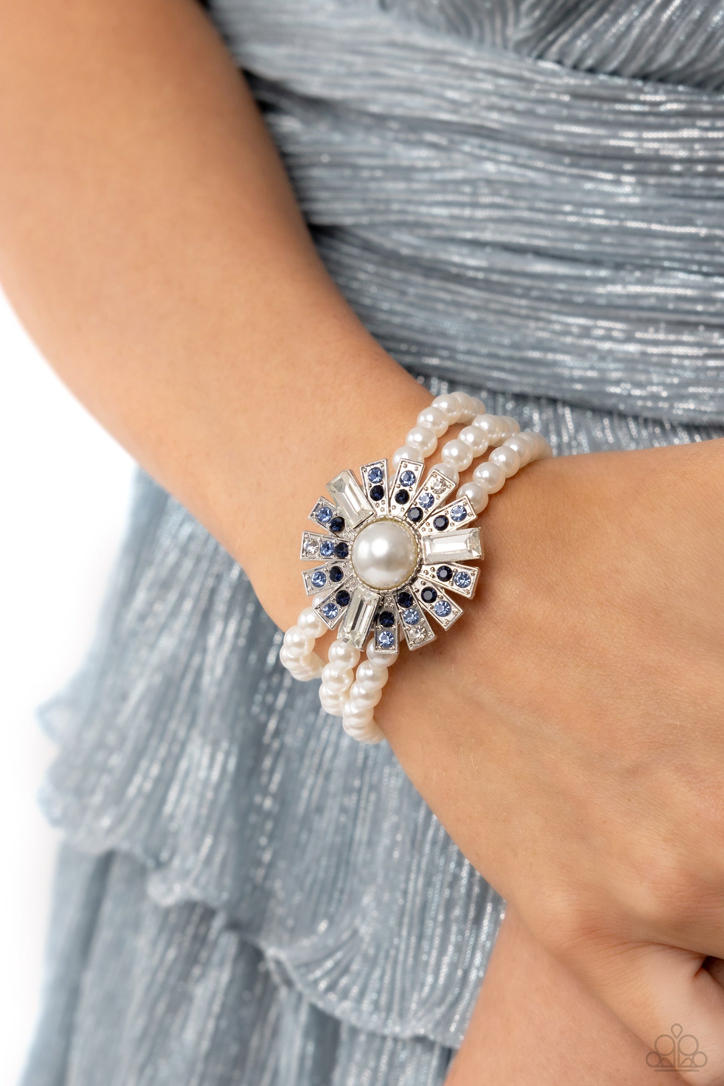 Paparazzi 2 Piece Set -Gatsby Gallery - Blue Necklace & Gifted Gatsby Blue Bracelet