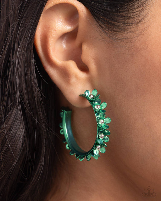 Paparazzi Fashionable Flower Crown - Green Earrings