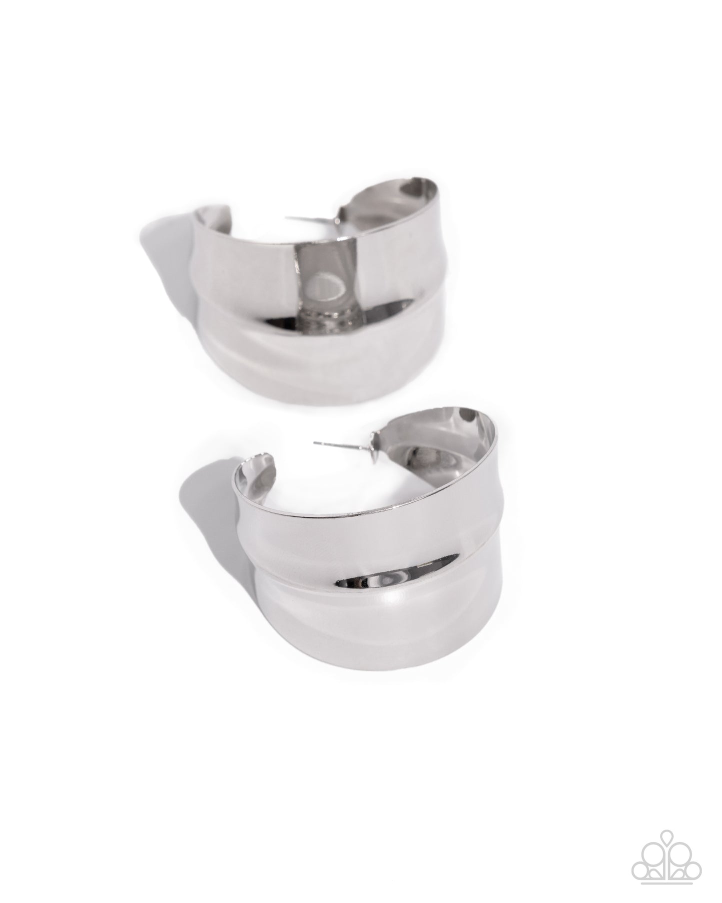 A Finishing Touch Antiqued Adventure - Silver Earrings