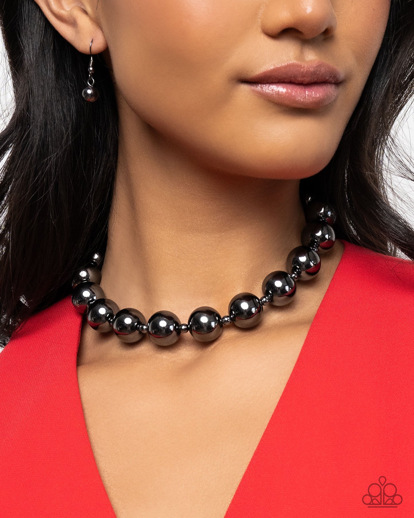 A Finishing Touch Flattery Will Get You Everywhere - Black Necklace