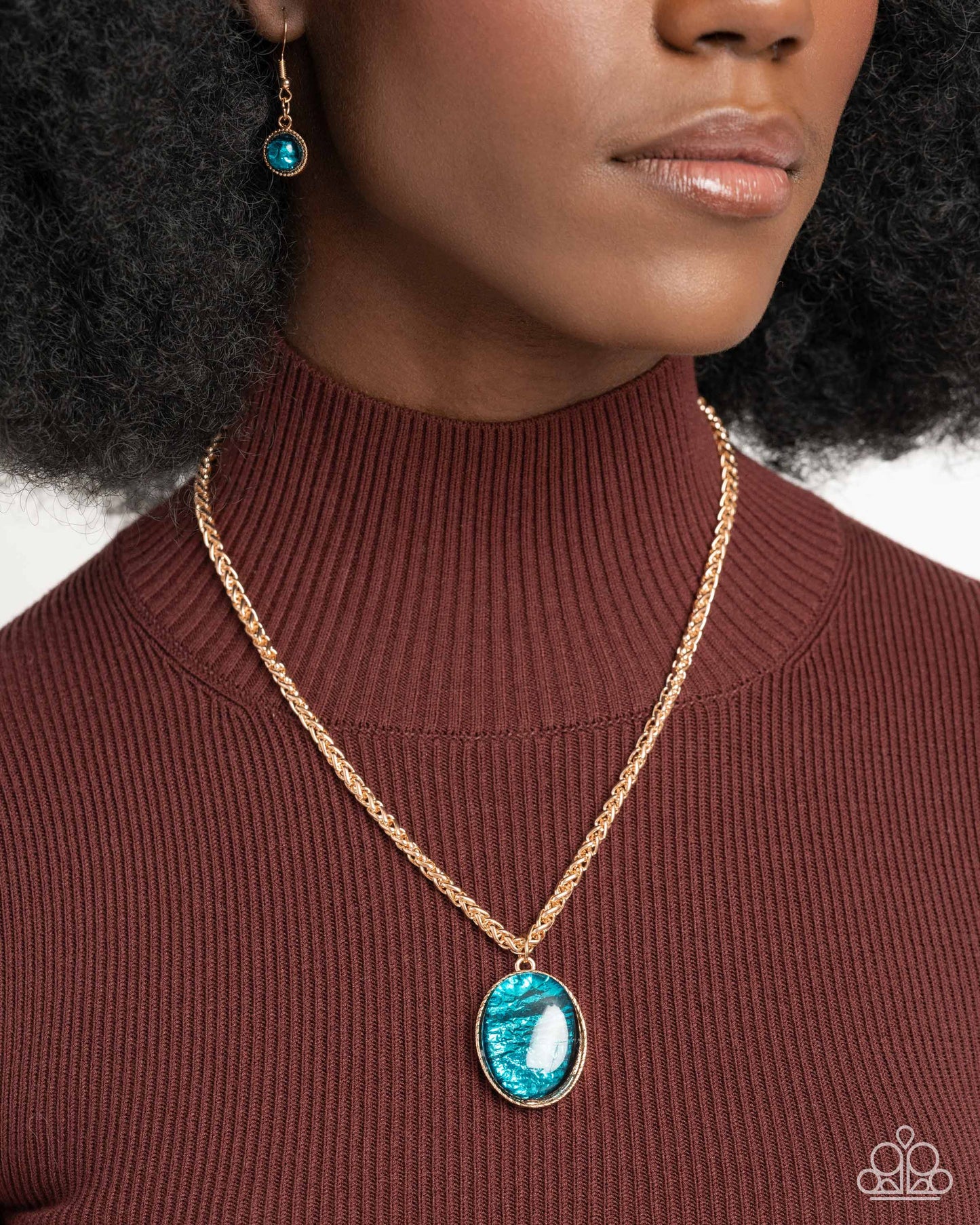 A Finishing Touch Rule the Light - Gold Necklace and Bracelet