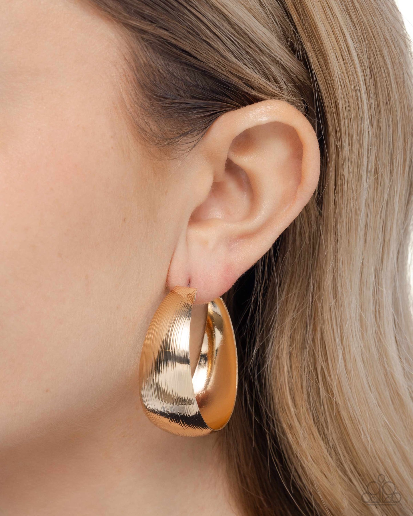 A Finishing Touch Subtle Sheen - Gold Earrings