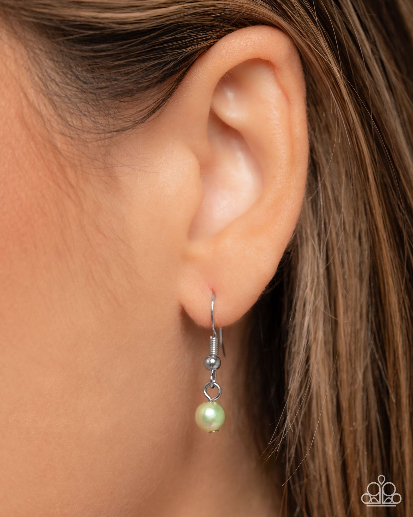 A Finishing Touch Conscious Chic - Opulent Observation & Perceptive Pearls - Green Necklace & Bracelet 2 Piece Set