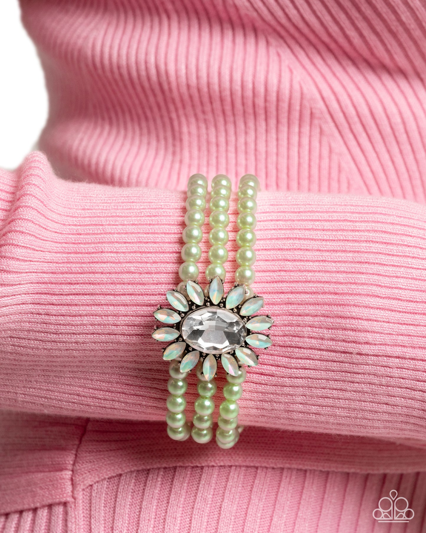 A Finishing Touch Conscious Chic - Opulent Observation & Perceptive Pearls - Green Necklace & Bracelet 2 Piece Set
