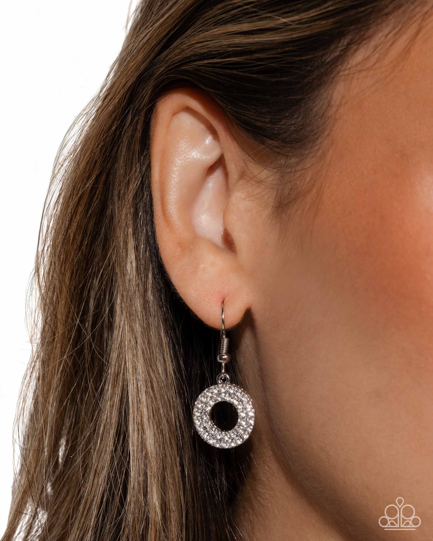 A Finishing Touch Elegant Embrace - White Necklace