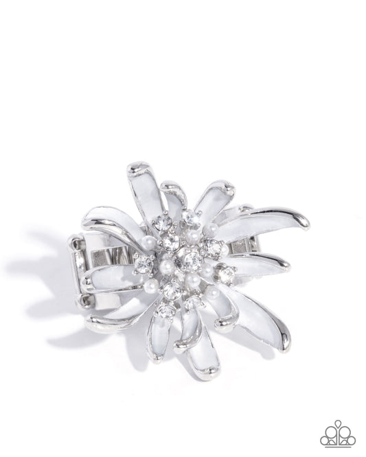 A Finishing Touch Floral Faculty - White Ring