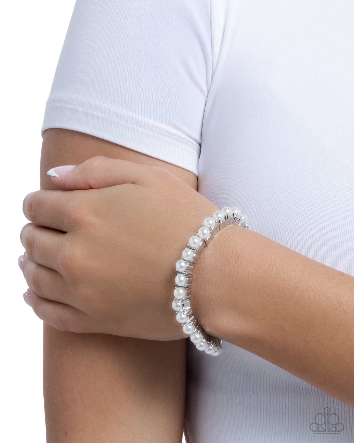 A Finishing Touch Principal Pearls - White Bracelet