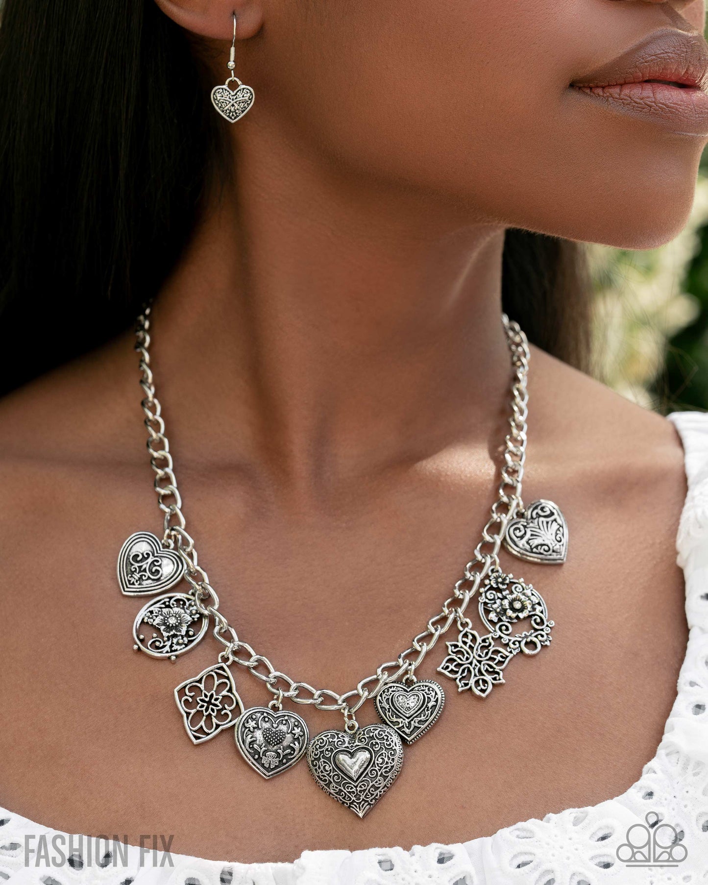 A Finishing Touch Fashion Fix August 2025 -Glimpses of Malibu