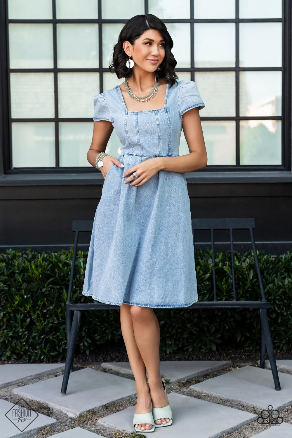 A Finishing Touch Glimpses of Malibu October 2022 Fashion Fix Complete Trend Blend