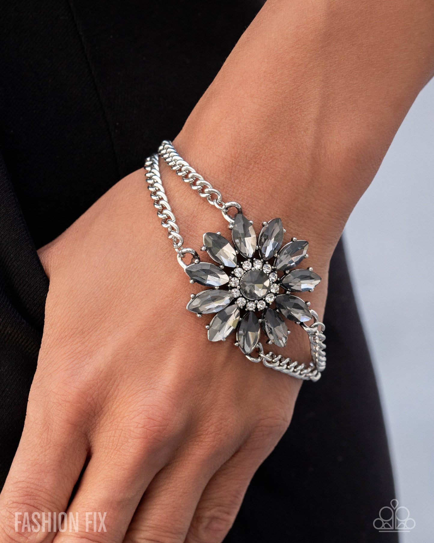 A Finishing Touch Fashion Fix July 2025 -Magnificent Musings