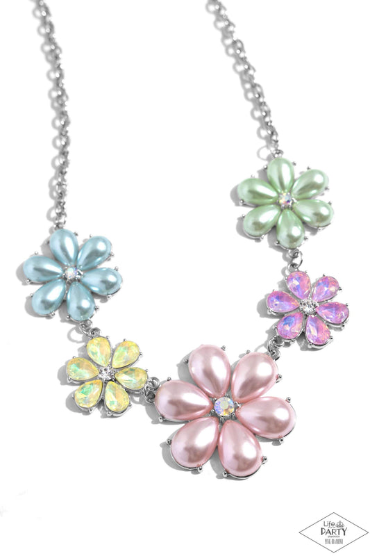 Paparazzi  Fiercely Flowering - Multi Necklace