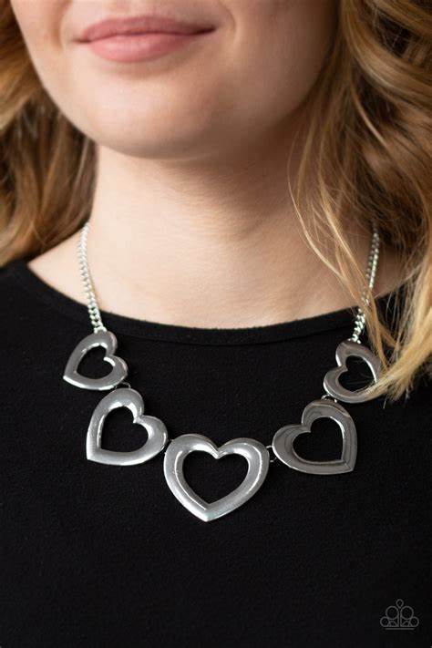 Heart Jewelry - Paparazzi Hearty Hearts - Silver Necklace Paparazzi Jewelry Images 
