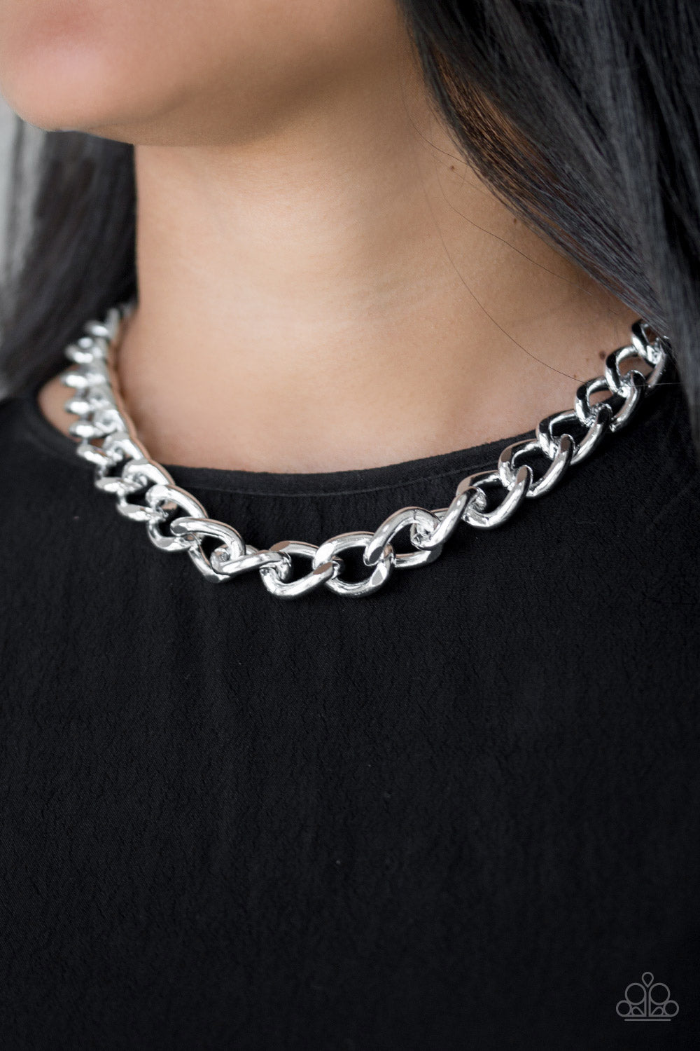 Paparazzi Heavyweight Champion - Silver Necklace - A Finishing Touch 