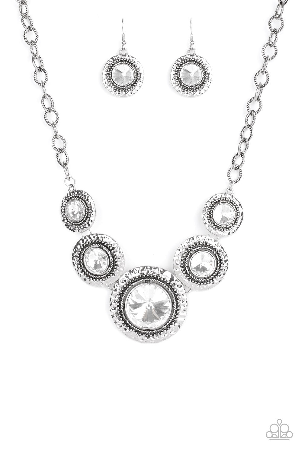 Paparazzi Global Glamour - White Necklace - A Finishing Touch Jewelry