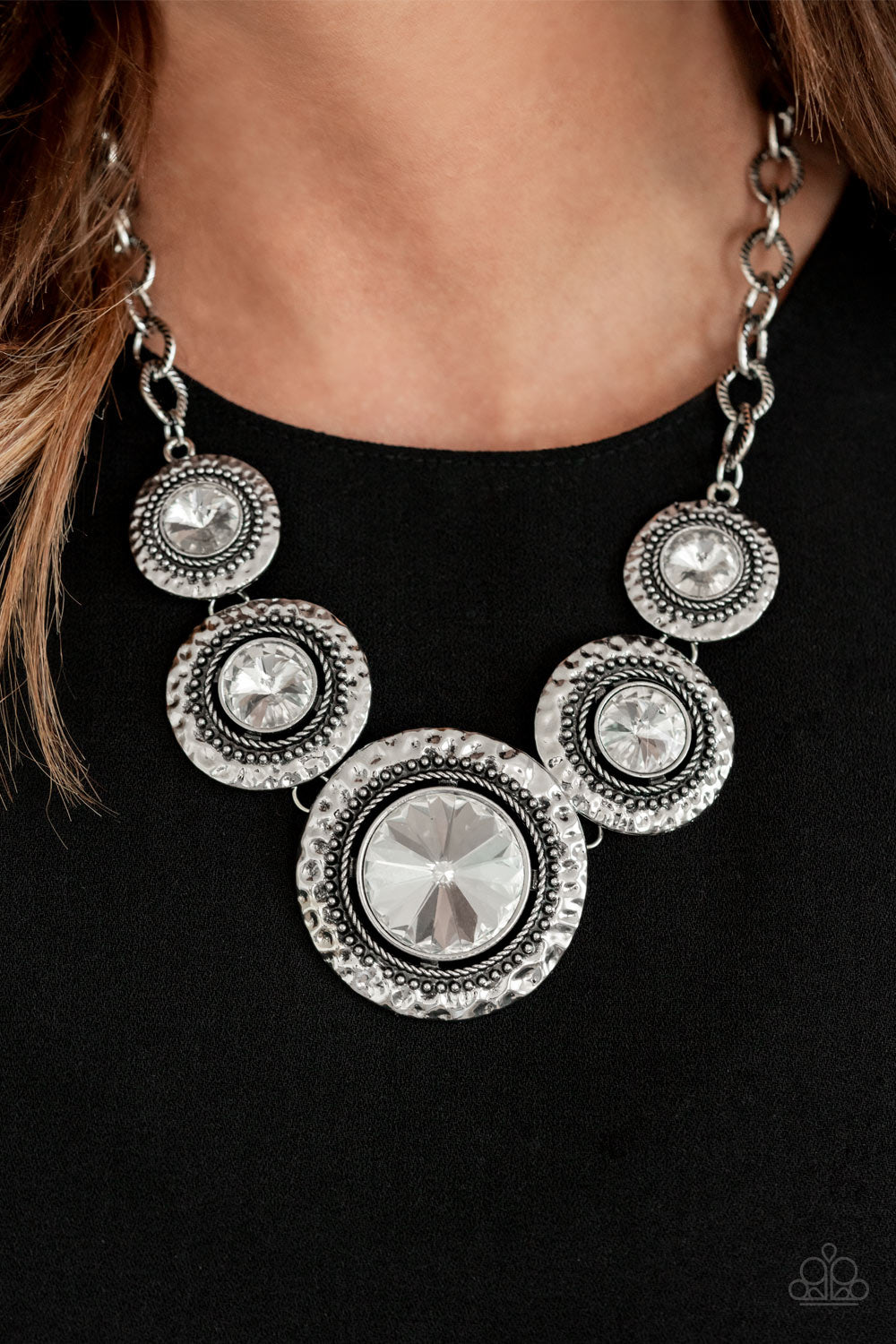 Paparazzi Global Glamour - White Necklace - A Finishing Touch Jewelry