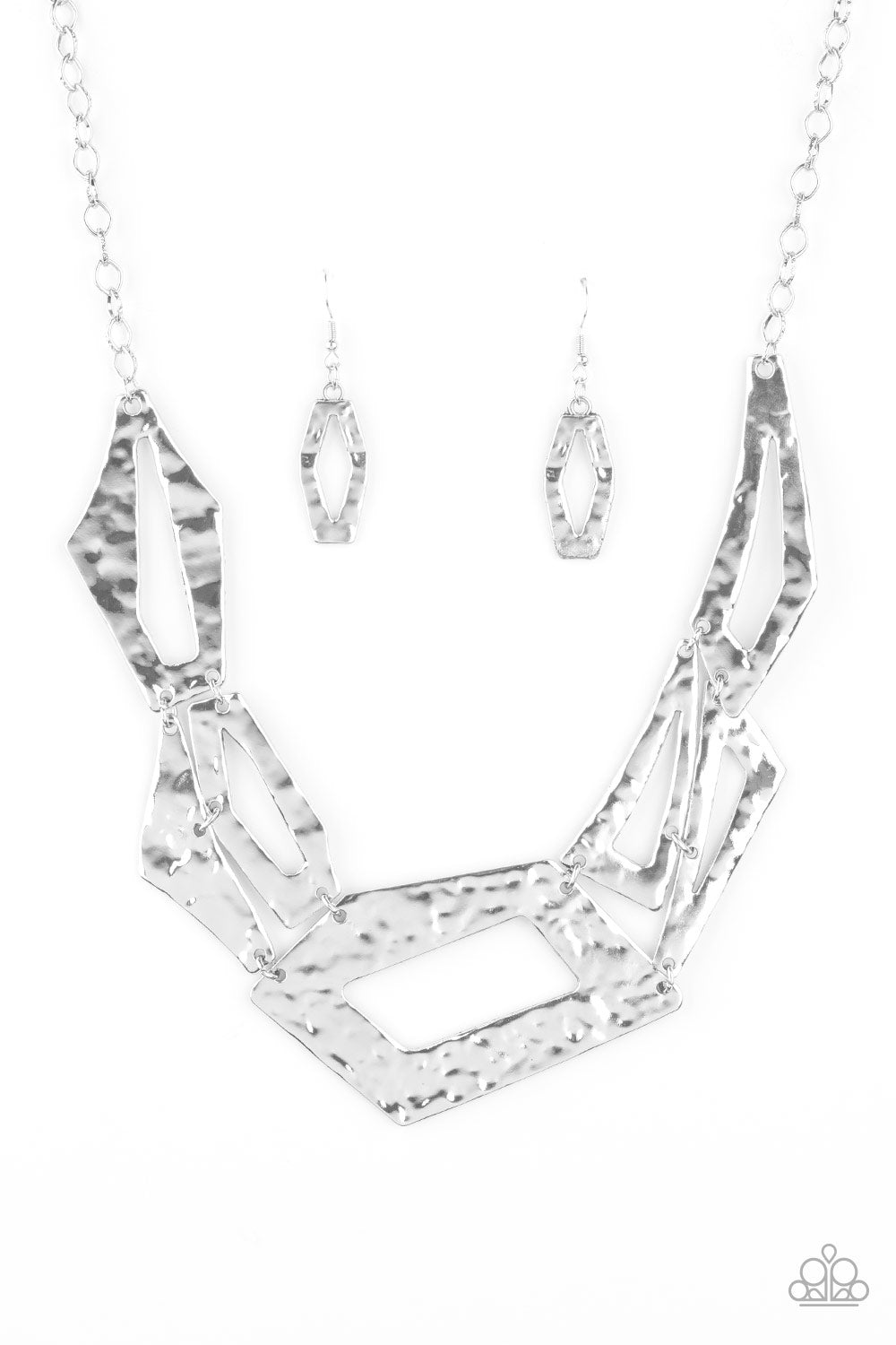 Paparazzi Break The Mold - Silver Necklace - A Finishing Touch 