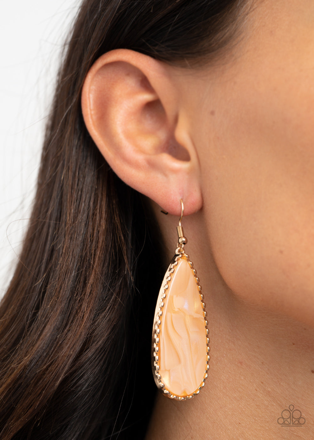 Paparazzi Ethereal Eloquence - Gold Earrings - A Finishing Touch 