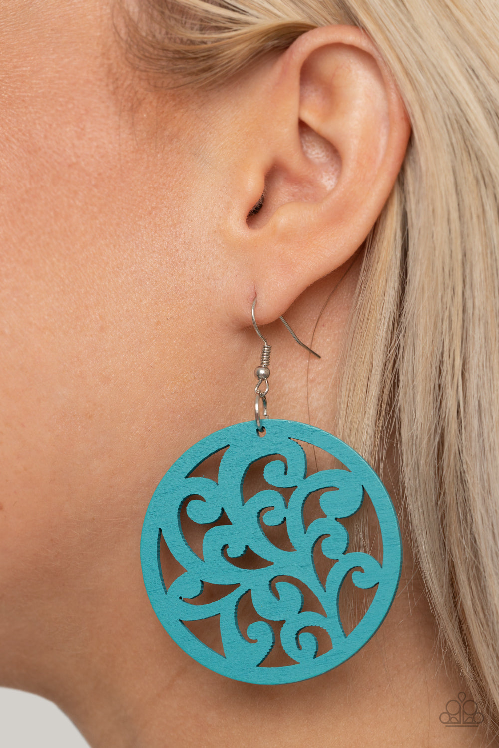 Paparazzi: Fresh Off The Vine - Blue Earrings - A Finishing Touch 