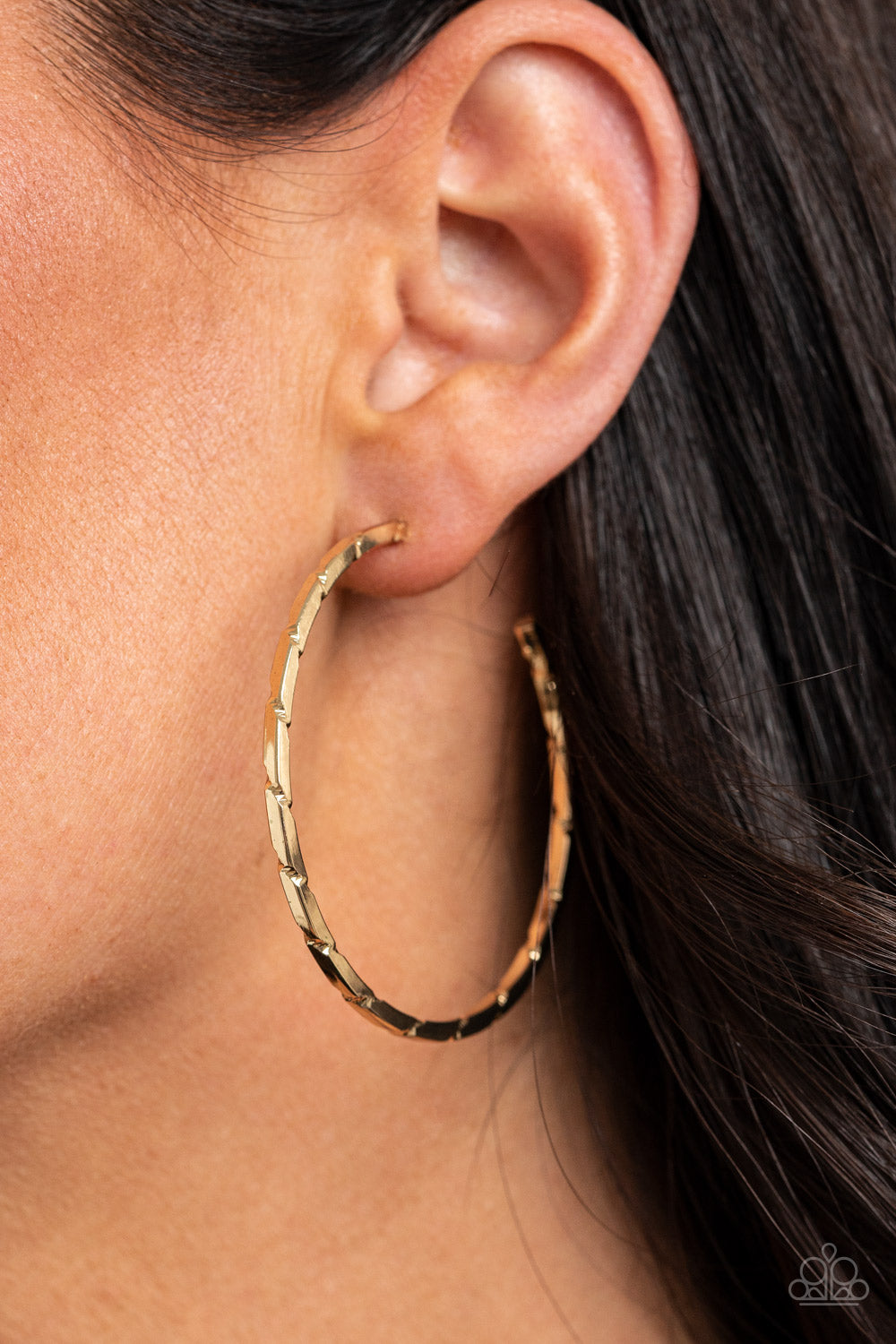 Paparazzi Unregulated - Gold Earrings - A Finishing Touch 