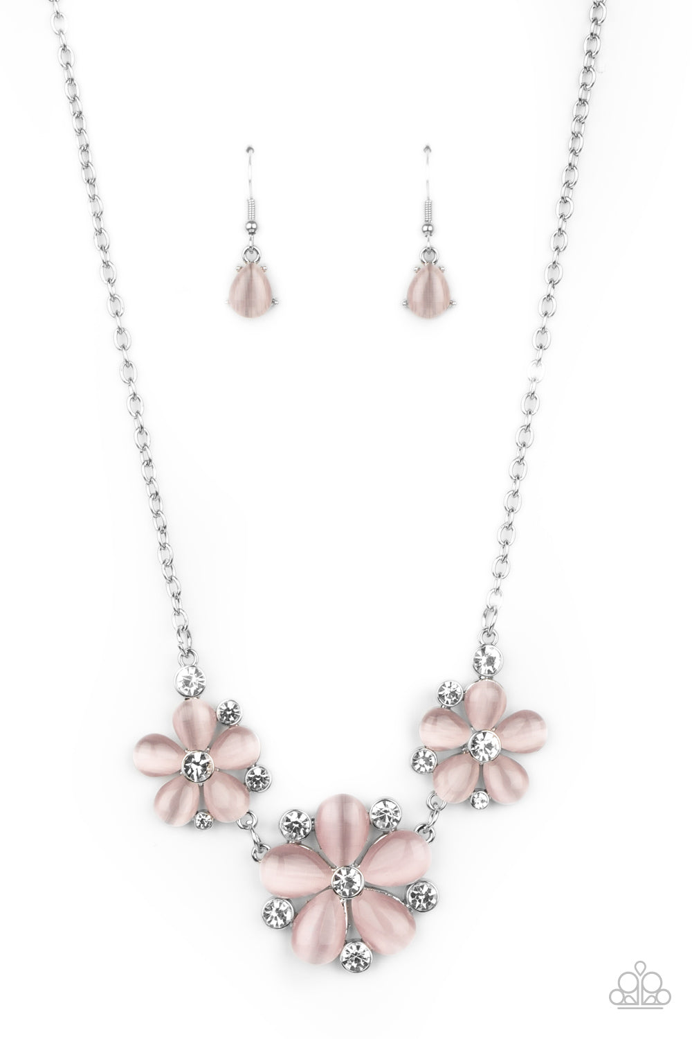 Paparazzi Effortlessly Efflorescent - Pink Necklace - A Finishing Touch Jewelry