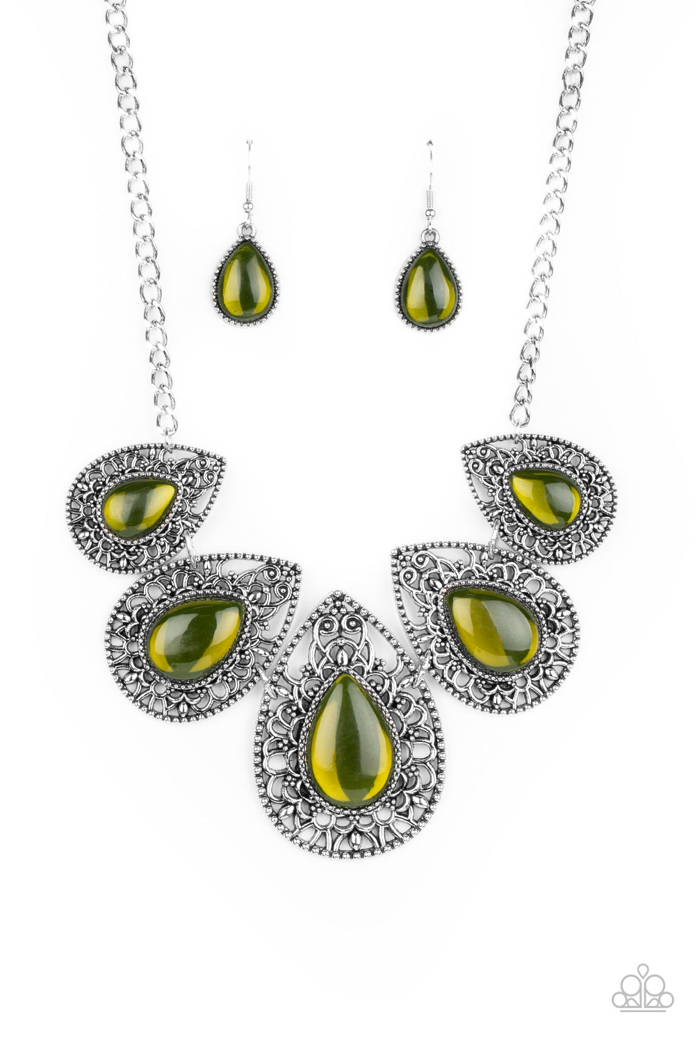 Paparazzi Opal Auras - Green Necklace - A Finishing Touch 