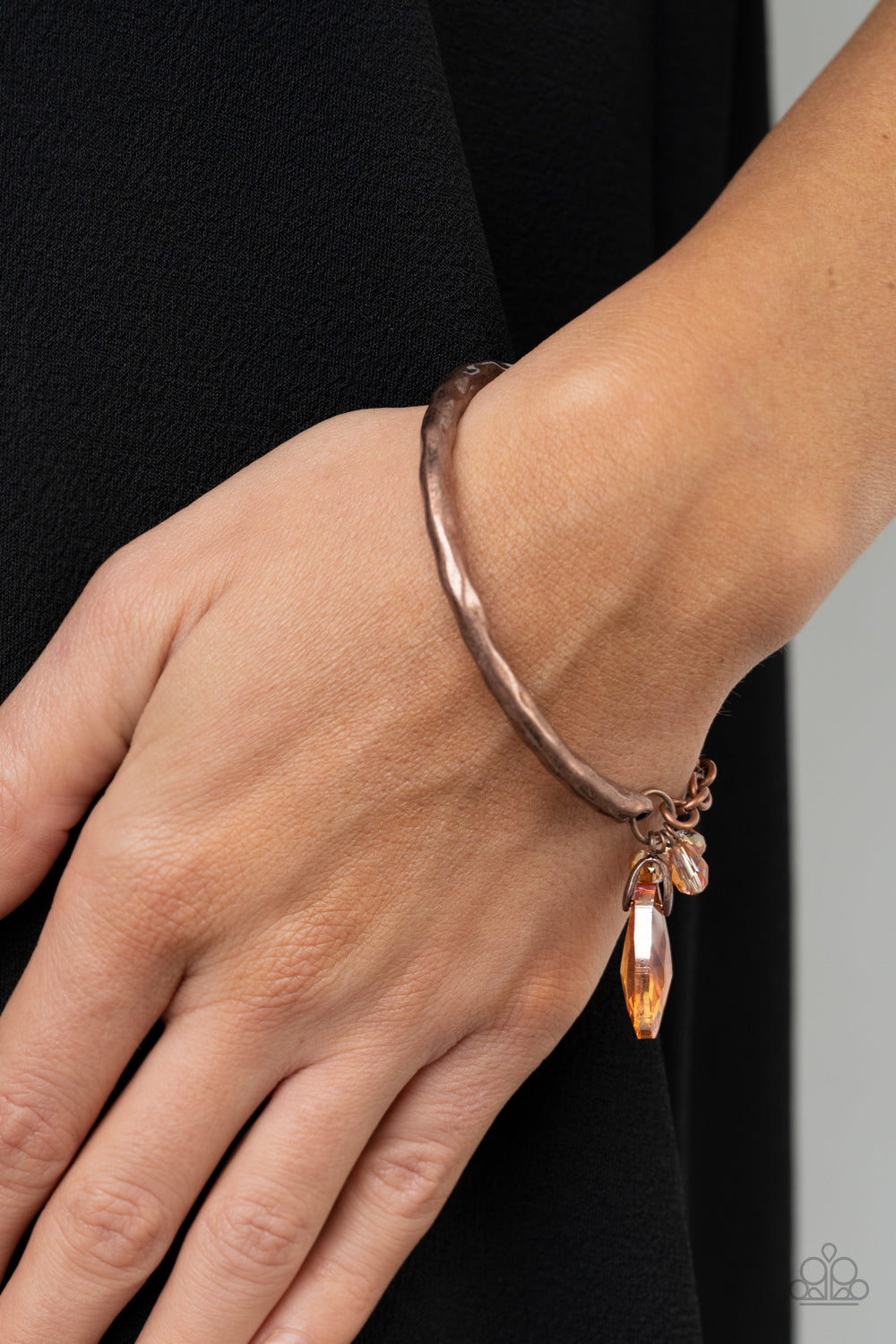 Paparazzi Let Yourself GLOW - Copper Bracelet - A Finishing Touch 