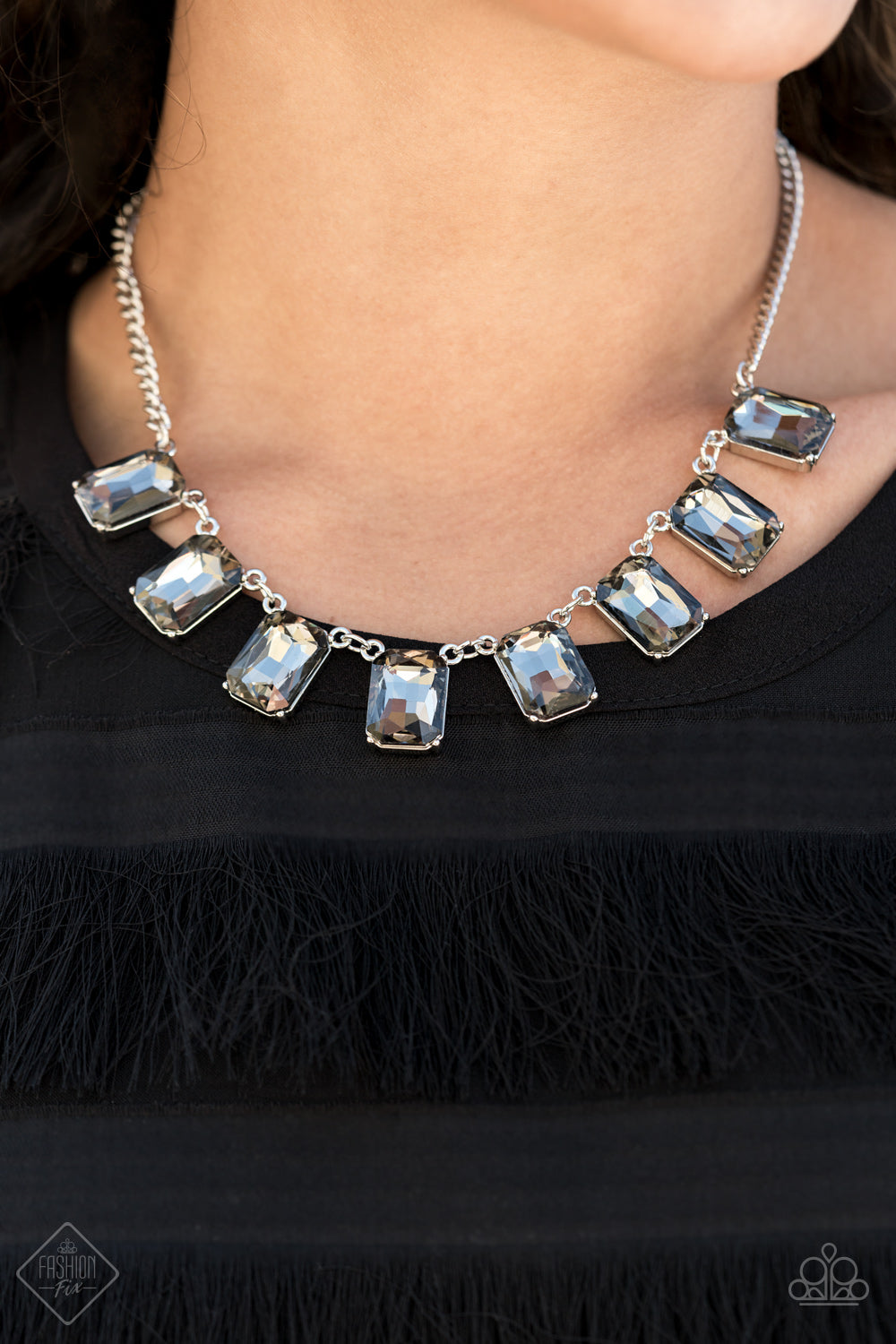 Paparazzi After Party Access - Silver Necklace - A Finishing Touch 