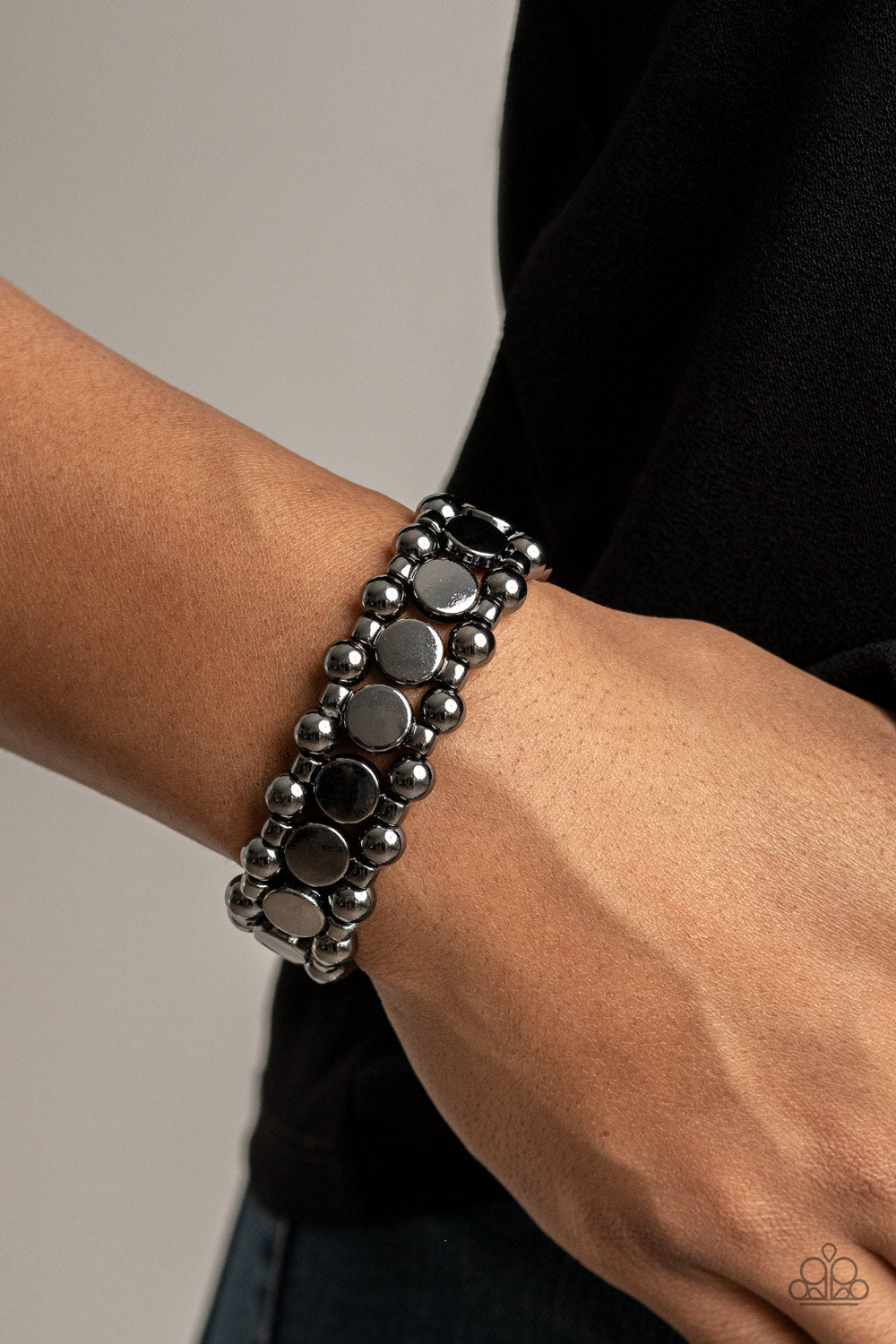 Paparazzi Metro Magnetism - Black Bracelet - A Finishing Touch Jewelry