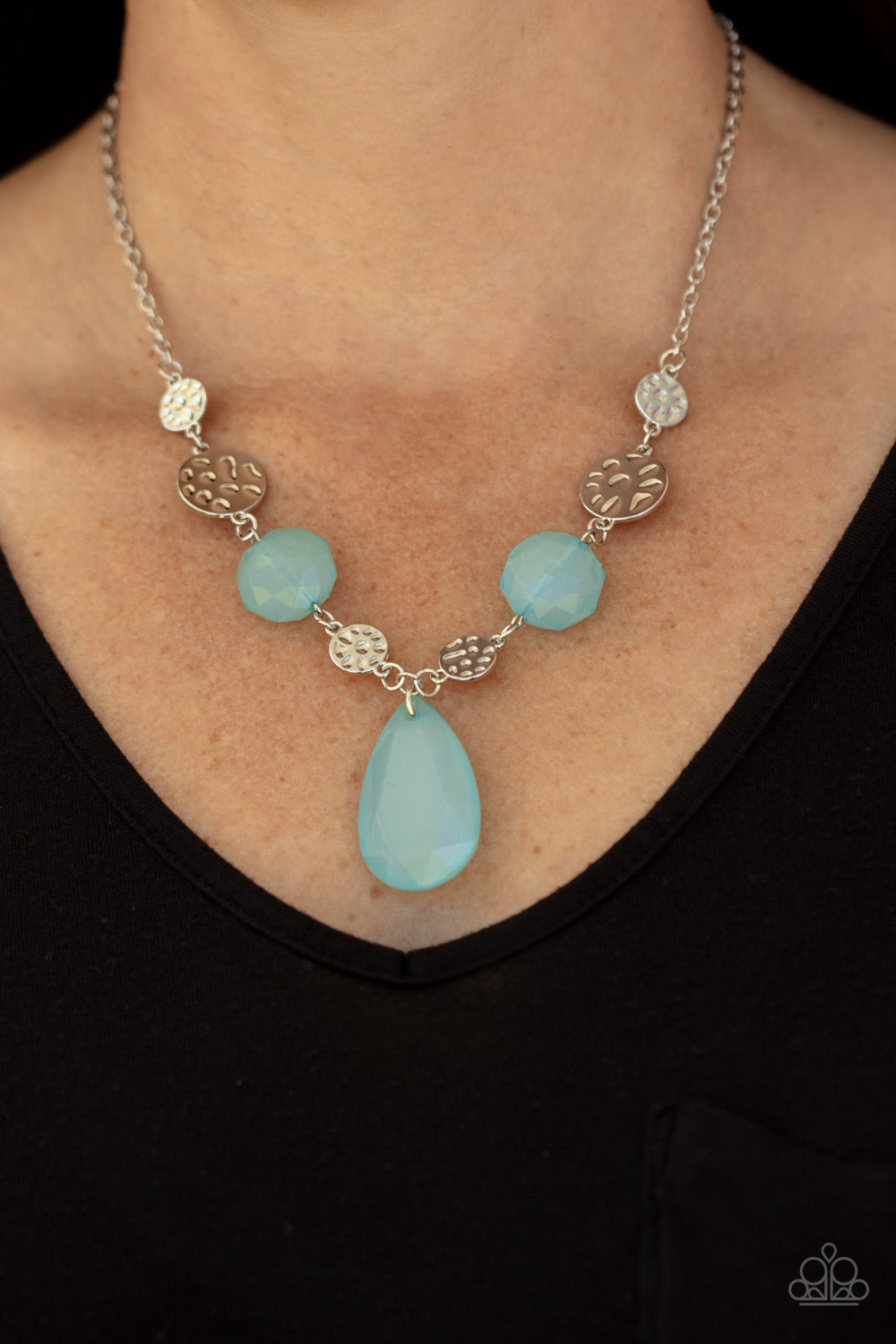 Paparazzi DEW What You Wanna DEW - Blue Necklace - A Finishing Touch Jewelry