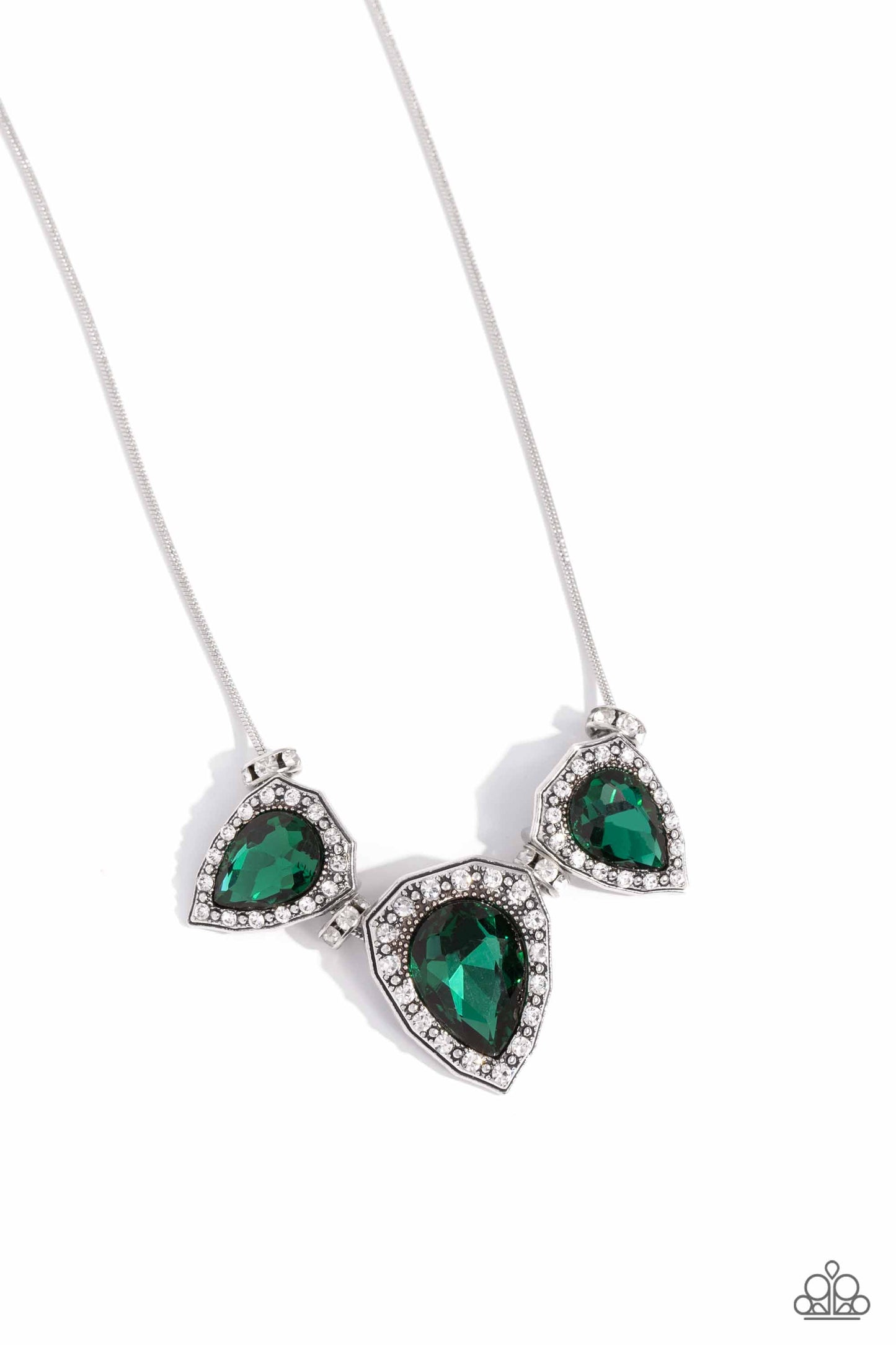Paparazzi Majestic Met Ball - Green Necklace