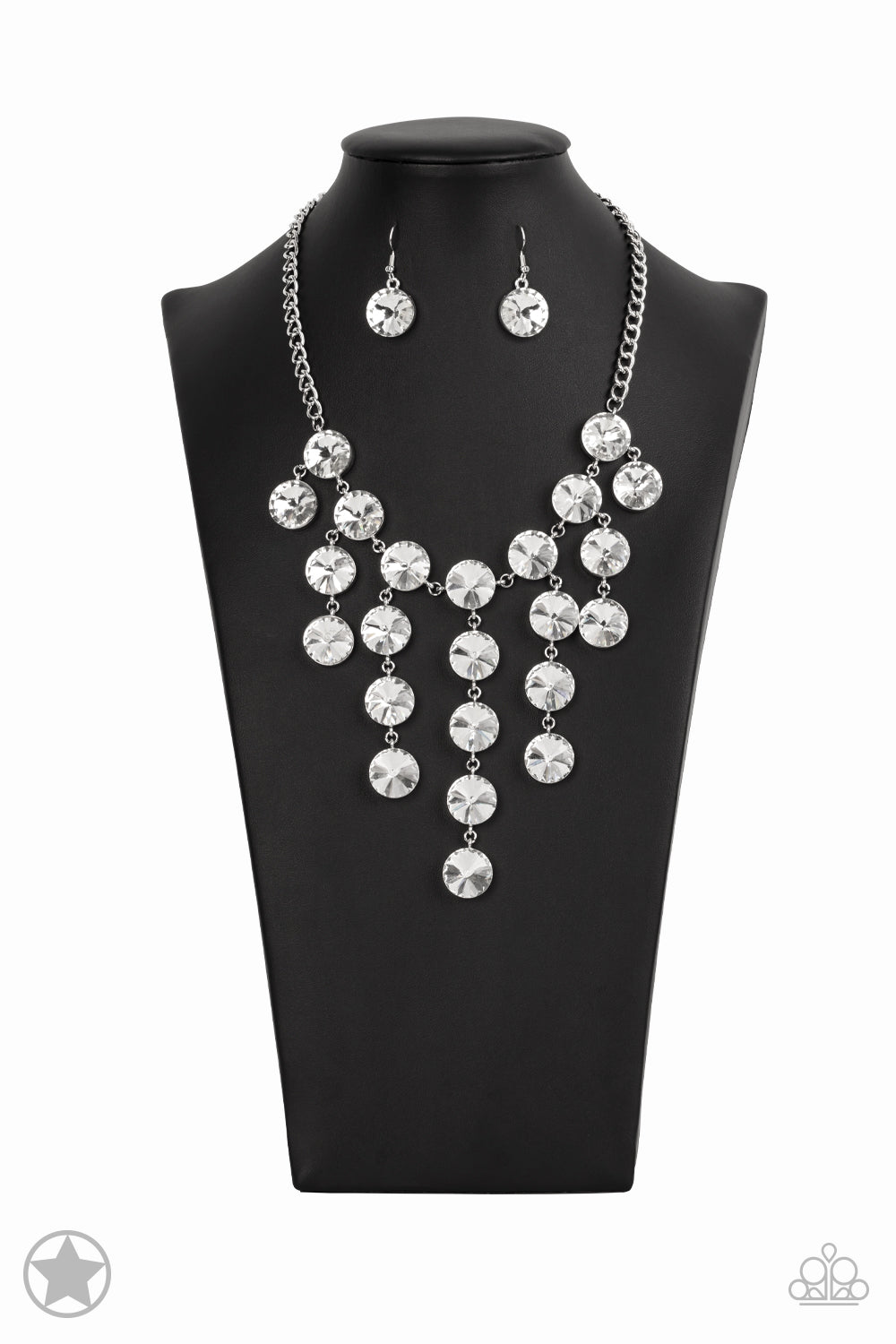 Paparazzi Spotlight Stunner Blockbuster Necklace - A Finishing Touch Jewelry
