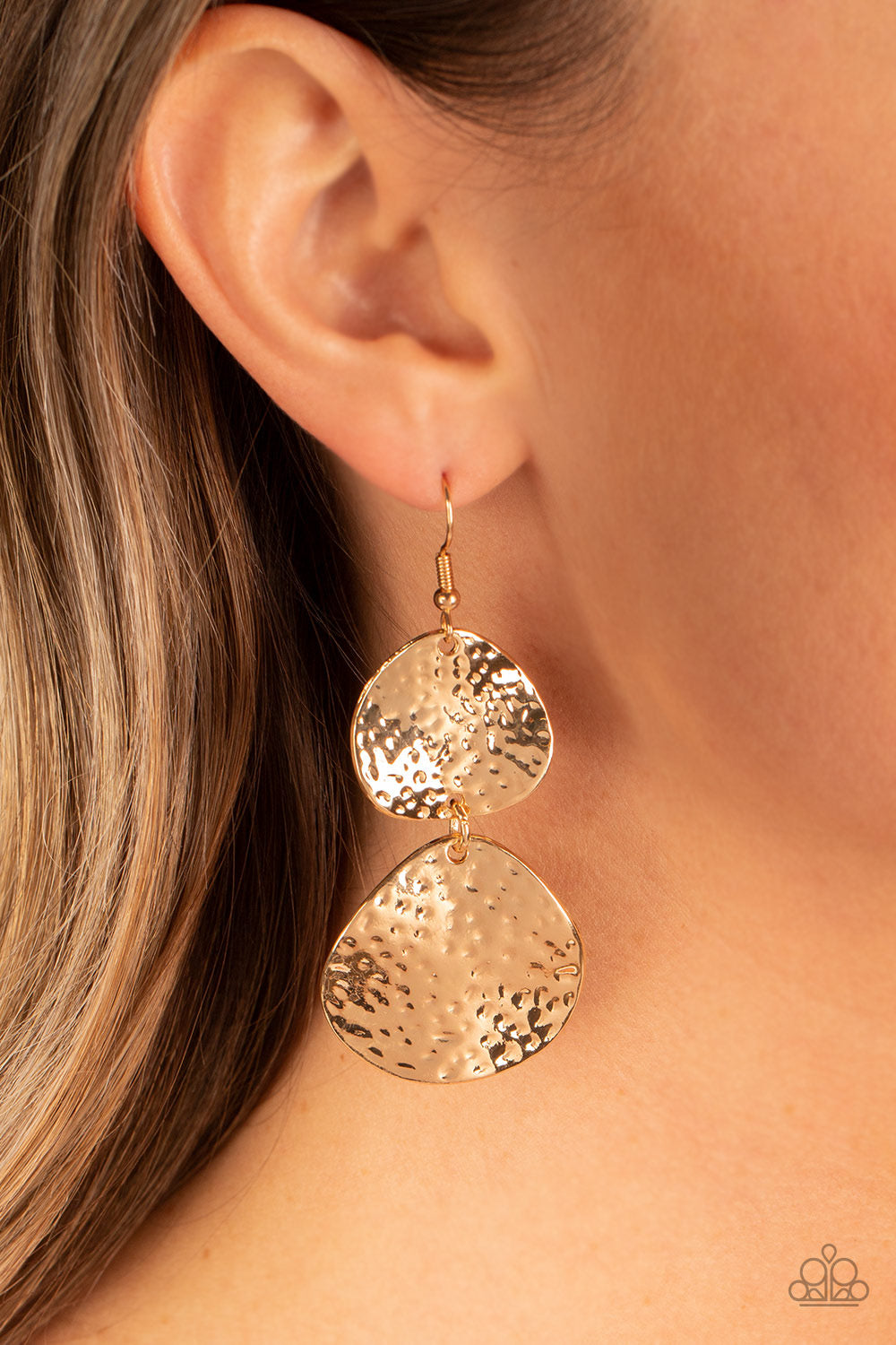 Paparazzi Bait and Switch - Gold Earrings 