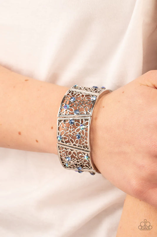 A Finishing Touch Spring Greetings - Blue Bracelet