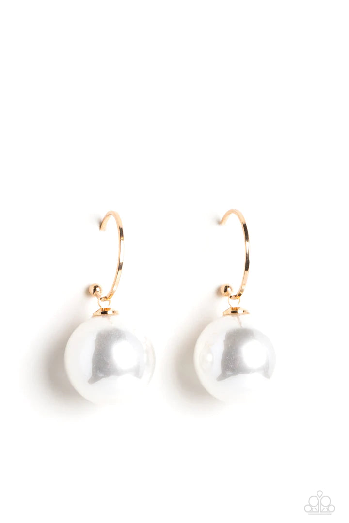 Paparazzi Pearl Of My Eye - Gold Earrings Paparazzi Jewelry Images 