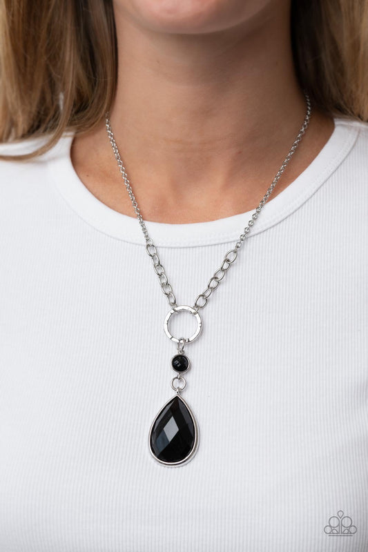 A Finishing Touch Valley Girl Glamour - Black Necklace