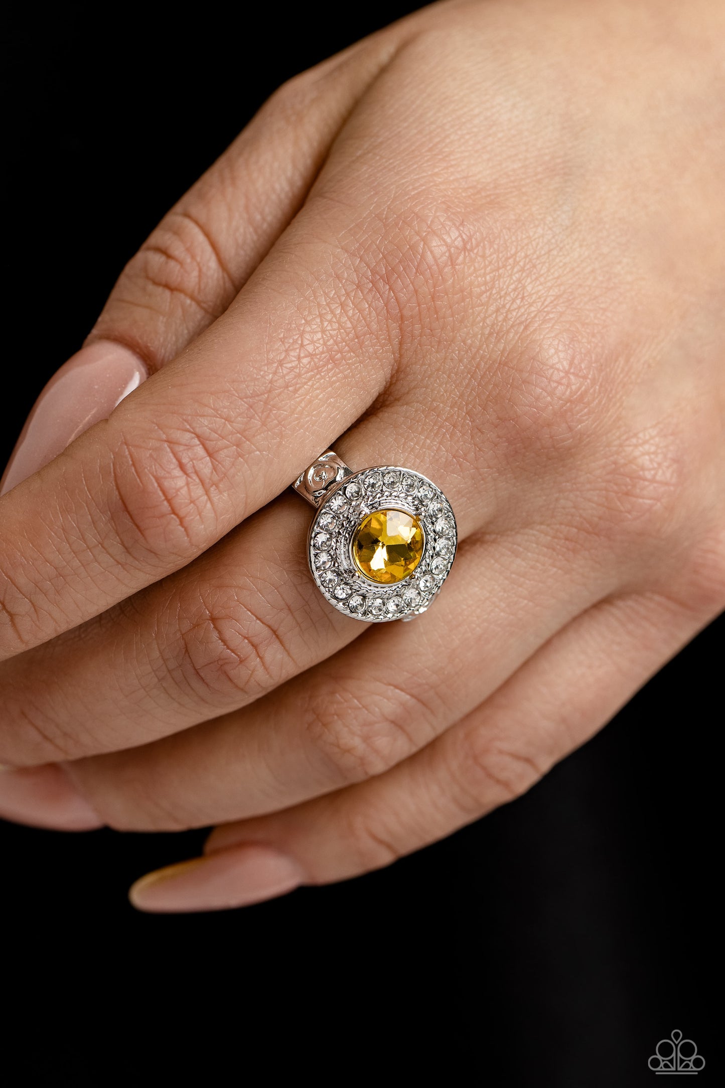 A Finishing Touch Targeted Timelessness - Yellow Ring